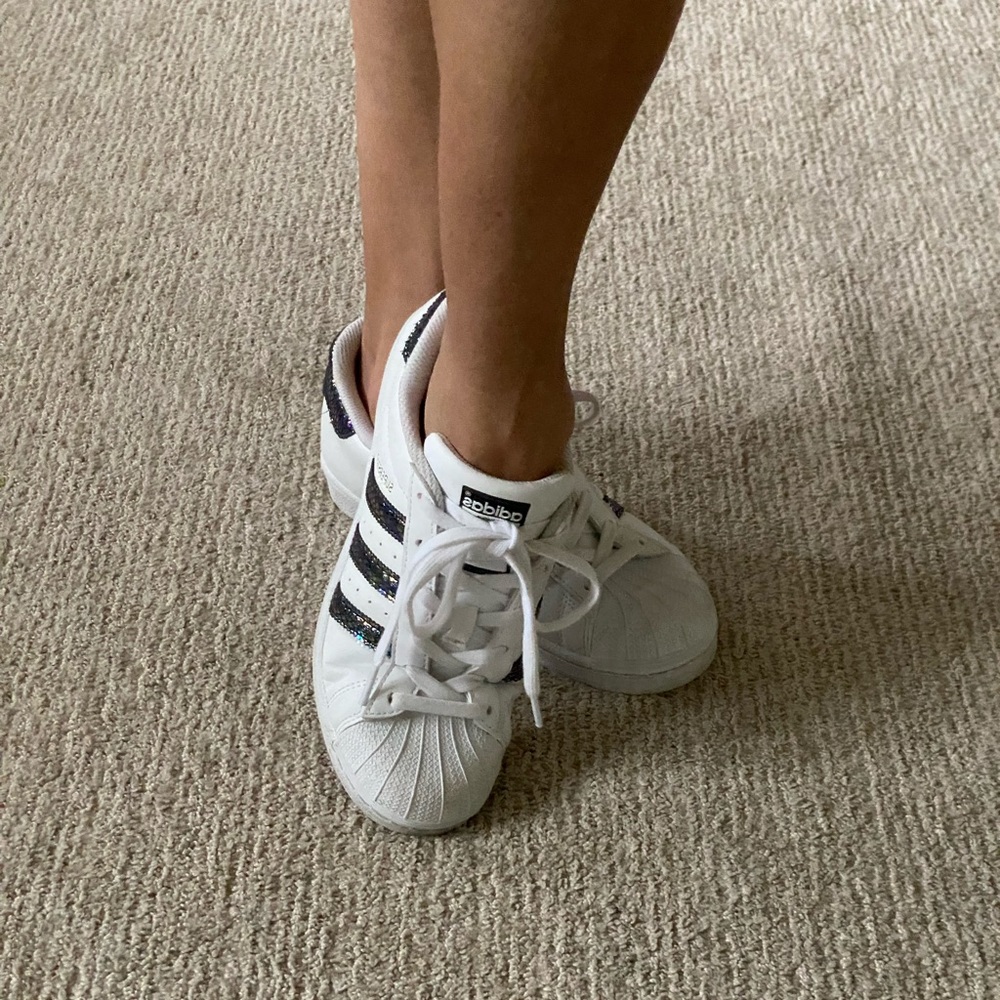 🖤Adidas Sneakers🖤🔥HP🔥